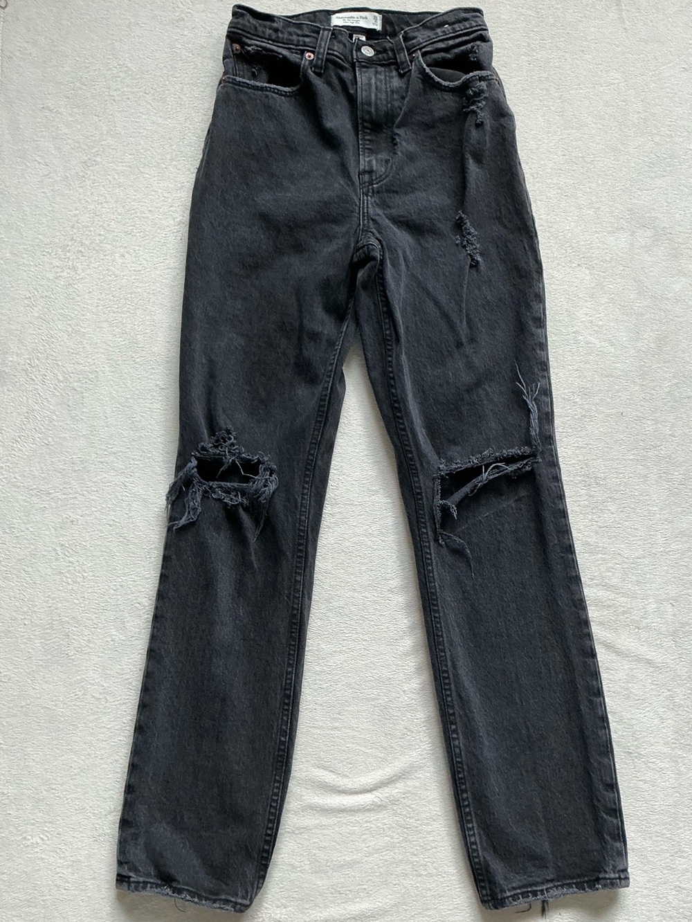 Abercrombie Curve Love 90s Straight Ultra High Rise Jeans Distressed Black 25 0R